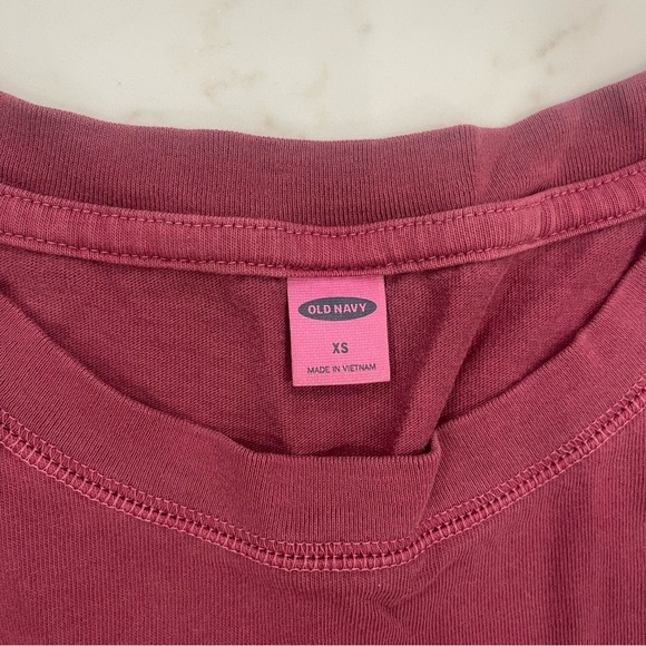 NWOT Old Navy Sleeveless Burgundy Top with Pocket - Picture 4 of 12